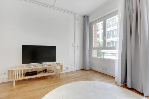 New apartment near Montparnasse in Paris 15