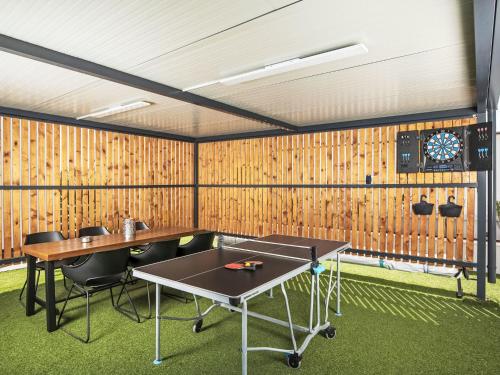 Holiday Home 4 SZ mit Bad en suite Pool und Sommerküche by Interhome