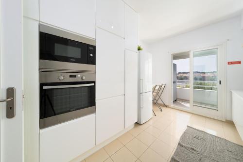 Expo - Double Rooms With AC and City Views