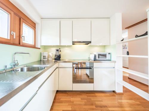 Apartment Miro Nr- 7 by Interhome
