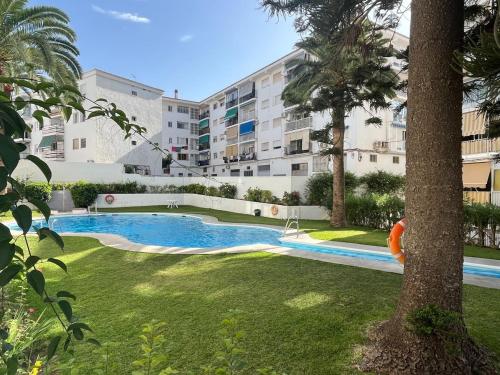 Apartment with Pool & Parking in Nerja Centre
