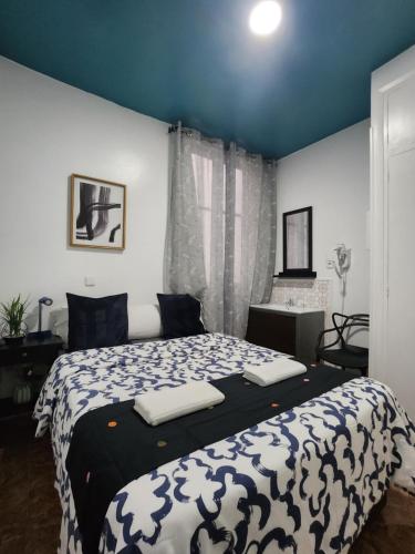CH Catrachos Rooms