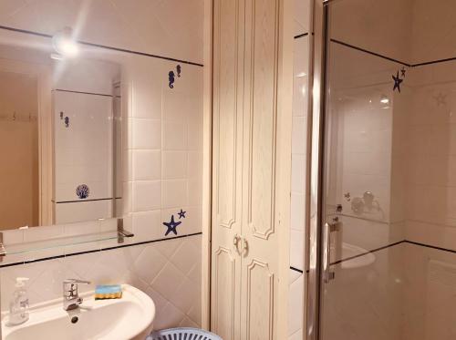 Sea view apartment French Riviera