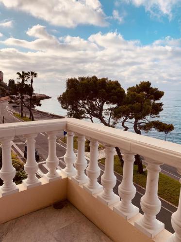 Sea view apartment French Riviera