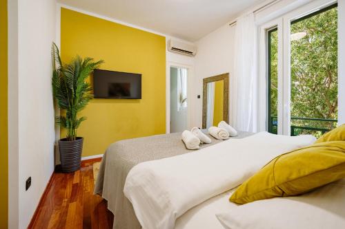 White House Luxury Suite - Split Center, Near Beach & Parking