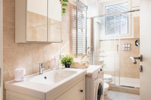 F205 Milano Suite - Workspace & Balcone - M4 Linate Duomo