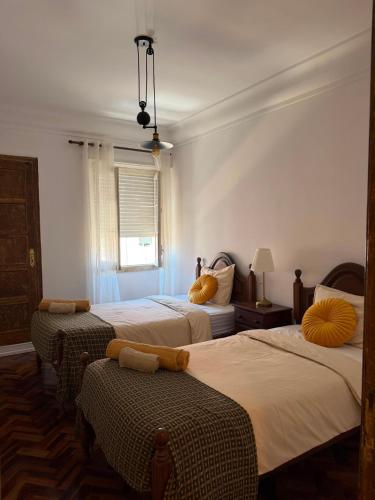 Alameda Apartments & Rooms