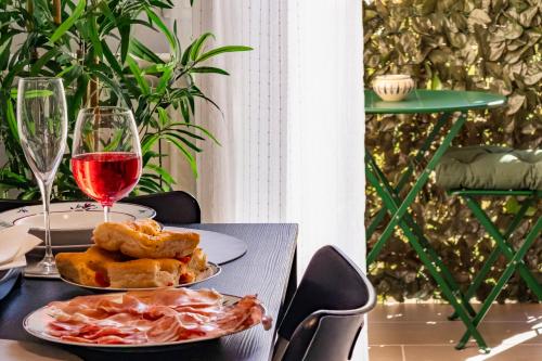 F205 Milano Suite - Workspace & Balcone - M4 Linate Duomo