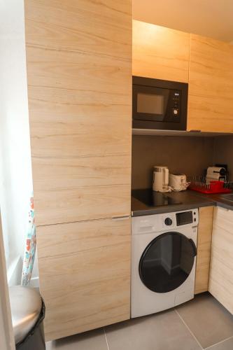 Stylish Studio Close to the Eiffel Tower