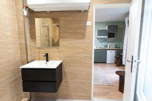 Stylish Modern Studio near Gare de Lyon