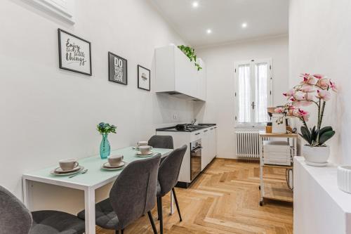 Ada Exclusive Boutique - 5 min by walk to Duomo