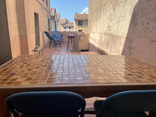 Studio avec terrasse au pied de la Cité