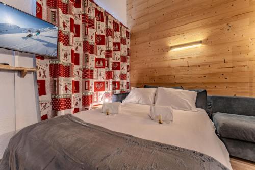 Ski-In and Out with Panoramic Views central