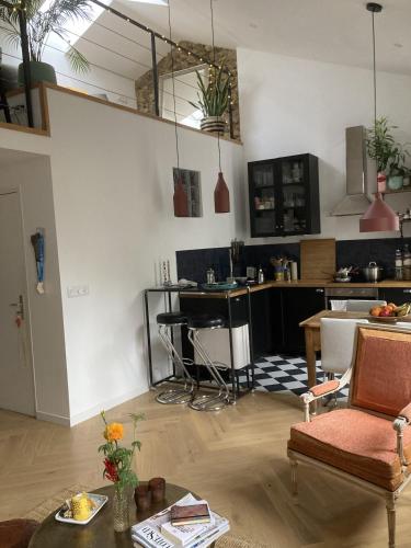 Charming duplex just 2 steps from Notre-Dame de la Garde