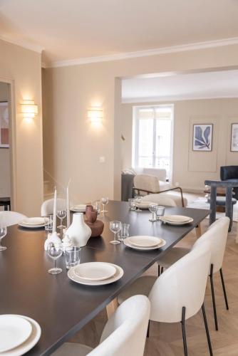 2G Duplex 10Pers 5Chambres Paris15 Commerce AC