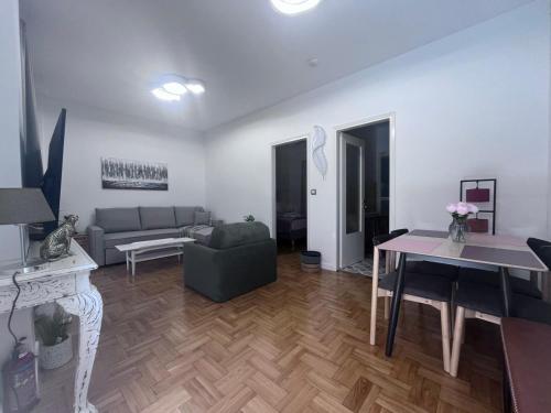 ArtNest Suite