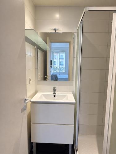 Studio flat near Eiffel Tower