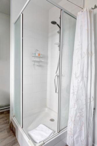 Porte Dauphine Paris 16th Studio
