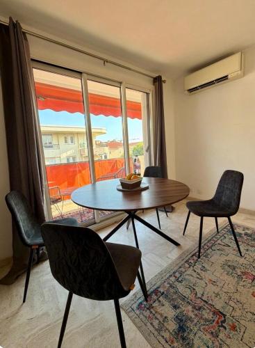 Appartement trois pièces spacieux à Cannes