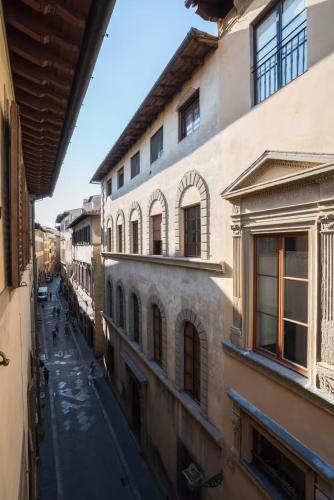 Historic Florentine Residence - Santo Spirito