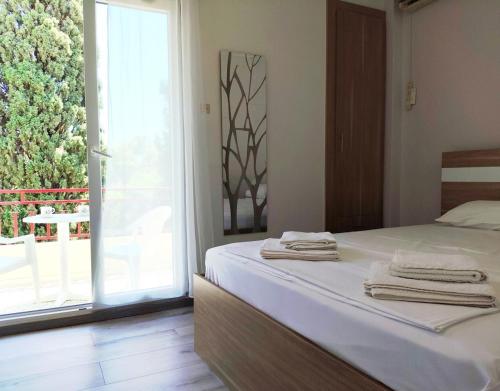 Chios Breeze 3