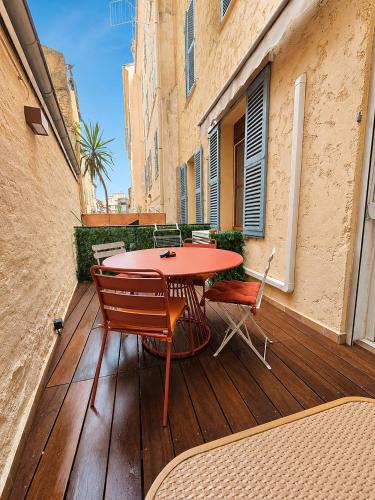 Suquet Prestige, T2, 4P, AC, proche Port et Palais
