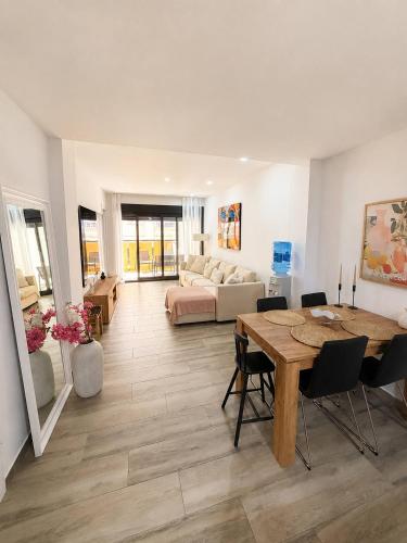 Playa del Cura Spa Retreat