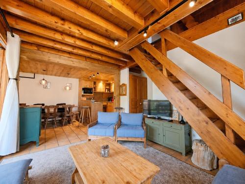 Méribel - 200 m des pistes de ski - Appartement dans chalet - parking privé