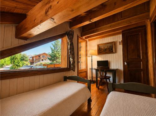Méribel - 200 m des pistes de ski - Appartement dans chalet - parking privé