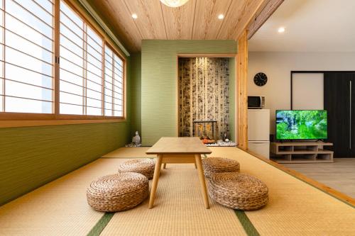 EVERYDAY HOUSE 2F 難波南海電車步行2分鐘、榻榻米与洋室的两房一厅