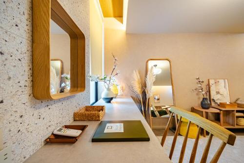 #48 slow yanaka