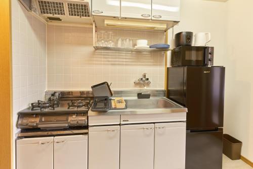 Green hills 203