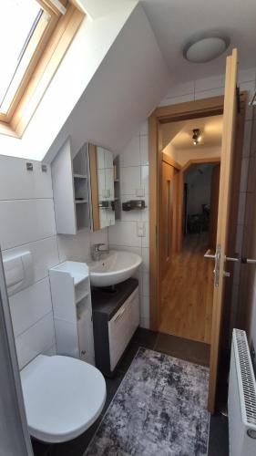 ARI's Domizil - Tiny House im Dachboden - FEWO 2