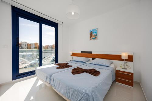 Luxury Sea View Apartment in Sea Senses by Zanis