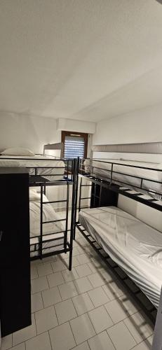 Sète - Confortable appartement T3 climatisé 6 personnes avec garage - 150 m de la plage