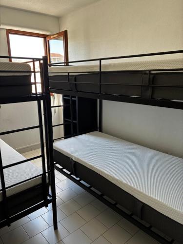 Sète - Confortable appartement T3 climatisé 6 personnes avec garage - 150 m de la plage