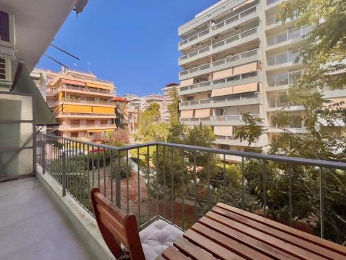 Modern 1BR Apt near Riviera