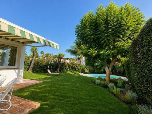 Private villa in Marbella, beach and pool