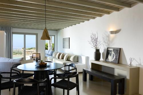 Mykonos Rocks Villas & Suites