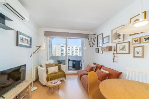 Milenial Immo - Exclusivo apartamento con piscina y vistas al canal