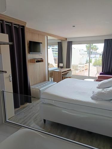 1 Le Jardin d'Eden - An exclusive naturist couples retreat