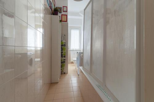 GuestHost - Cozy Balcony Flat near Porta Romana