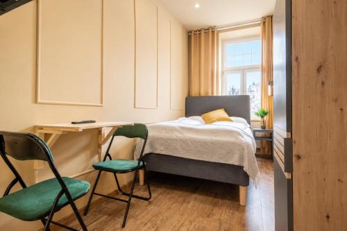 Cozy Private Rooms in shared apartment Near Westbahnhof, Ideal for Long Stays