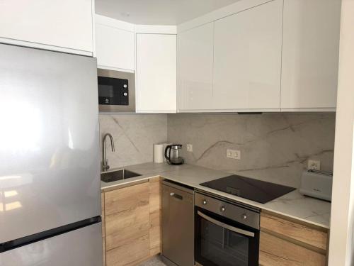 Mar Baltico apartment by Los Locos beach