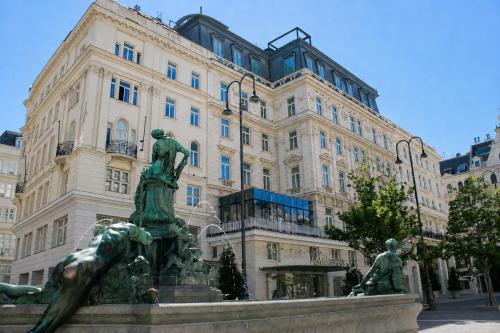 Hotel Ambassador