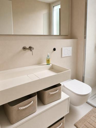 Charming 1-bedroom apartment with small terrace, fully equipped
