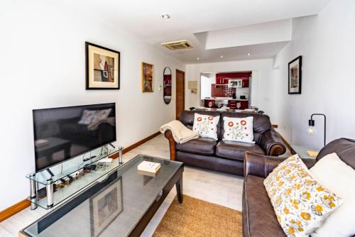 Luxury Apartment Playa Chica