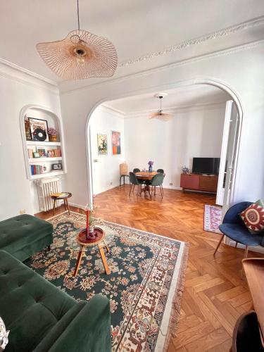 Apartment in Carré D'or near Promenade des Anglais