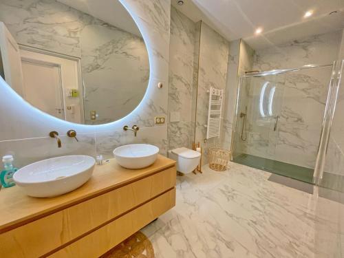 Apartment in Carré D'or near Promenade des Anglais