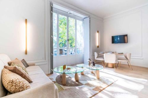 Elegant 2-room air-conditioned apartment - Paris 17